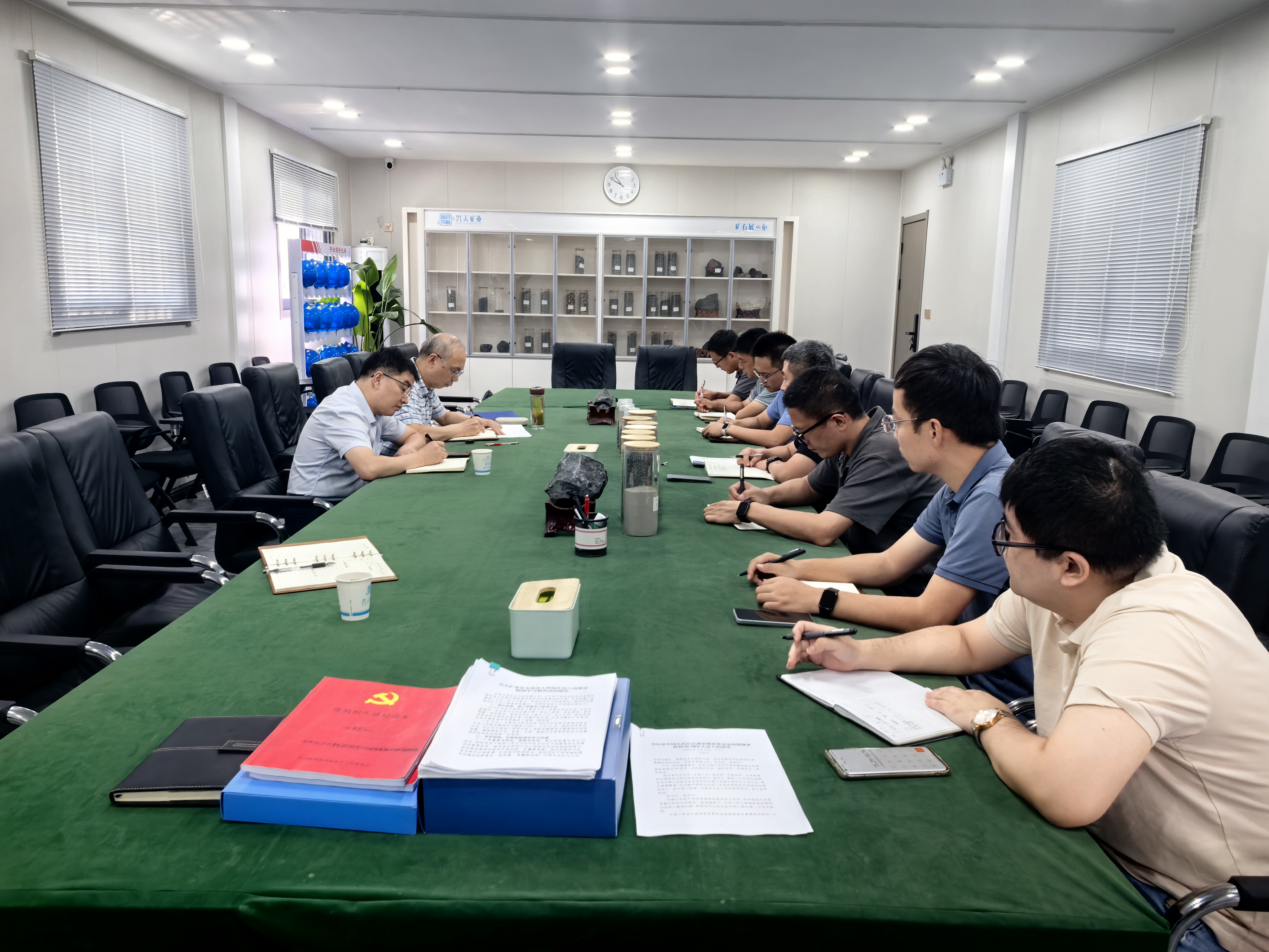 市礦投集團黨委書記、董事長王峰赴興天礦業(yè)調(diào)度年度重…